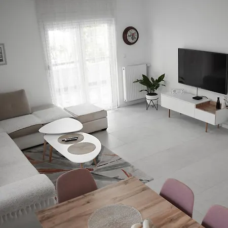 Dama Villa *